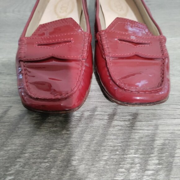 Tod's Red Patent Leather Slip On Loafers Size 7.5 - Picture 6 of 12